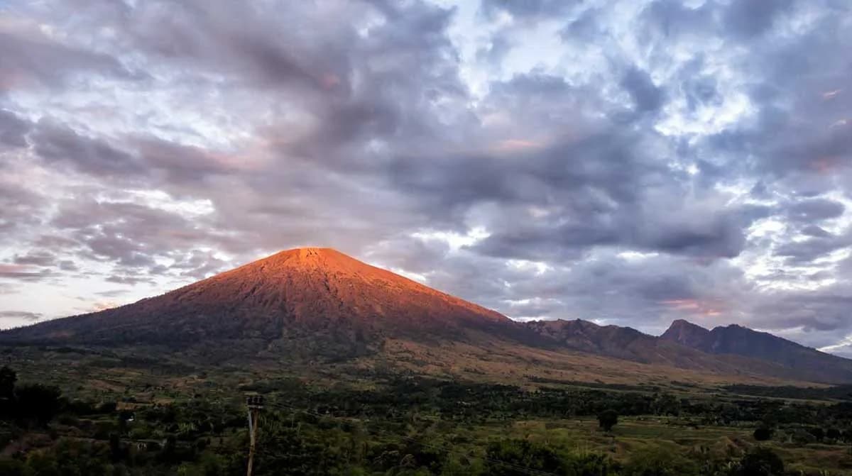 Sembalun and Mount Rinjani Tour (Highland)